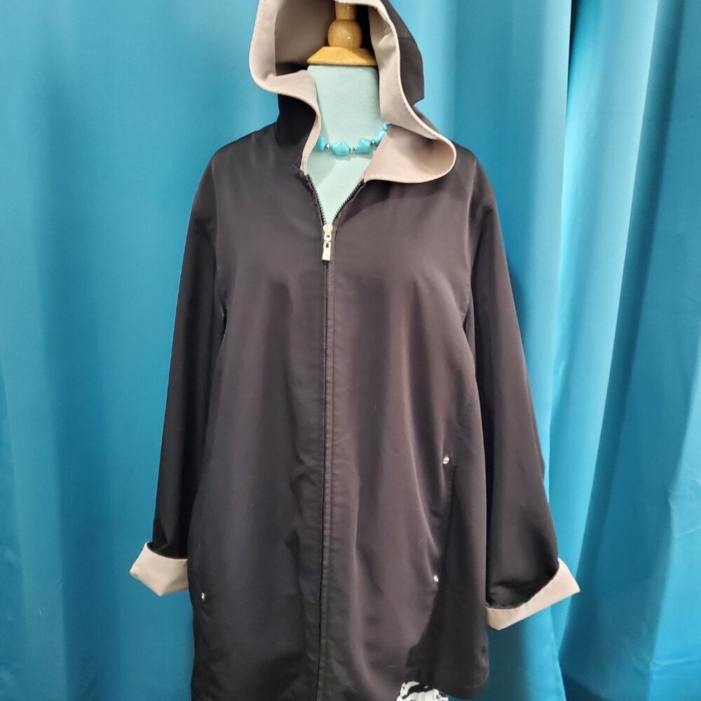 Versatile, Fully Reversible Jacket With A Hood. B… - image 4